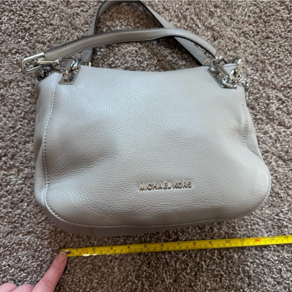 Michael Kors Gray Leather Shoulder Bag - Picture 2 of 6